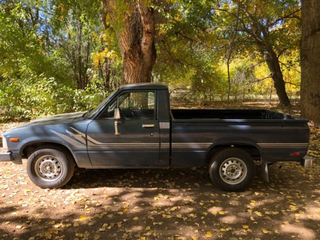 1982 toyota sr5 2wd pickup truck 22r engine