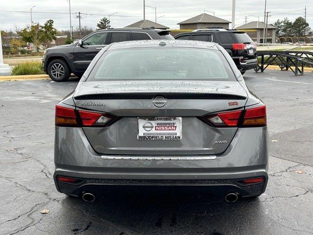 2023 nissan altima 2.5 sr