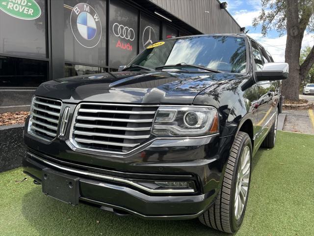 2015 lincoln navigator base