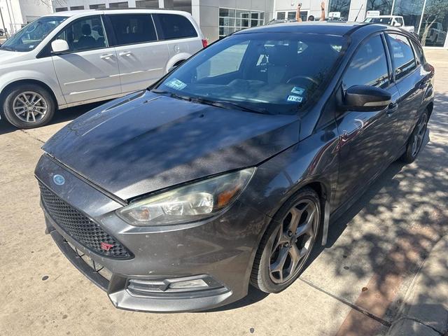 2015 ford focus st base
