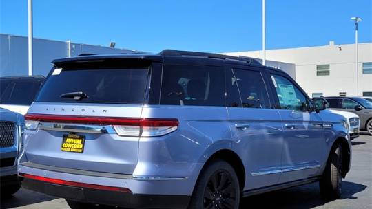 2024 Lincoln Navigator