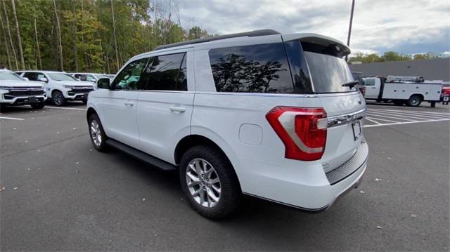 2021 ford expedition xlt