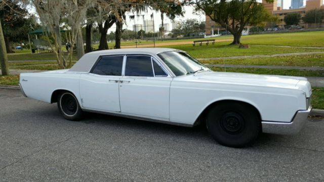 rare!! survivor lincoln continental (suicide doors)