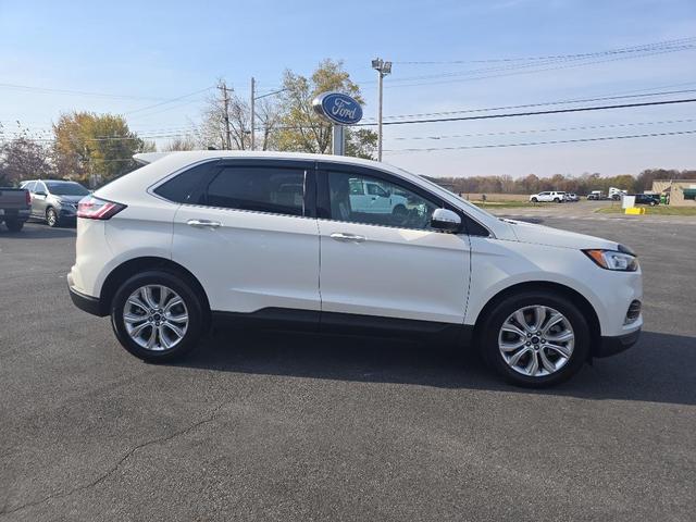 2021 ford edge titanium