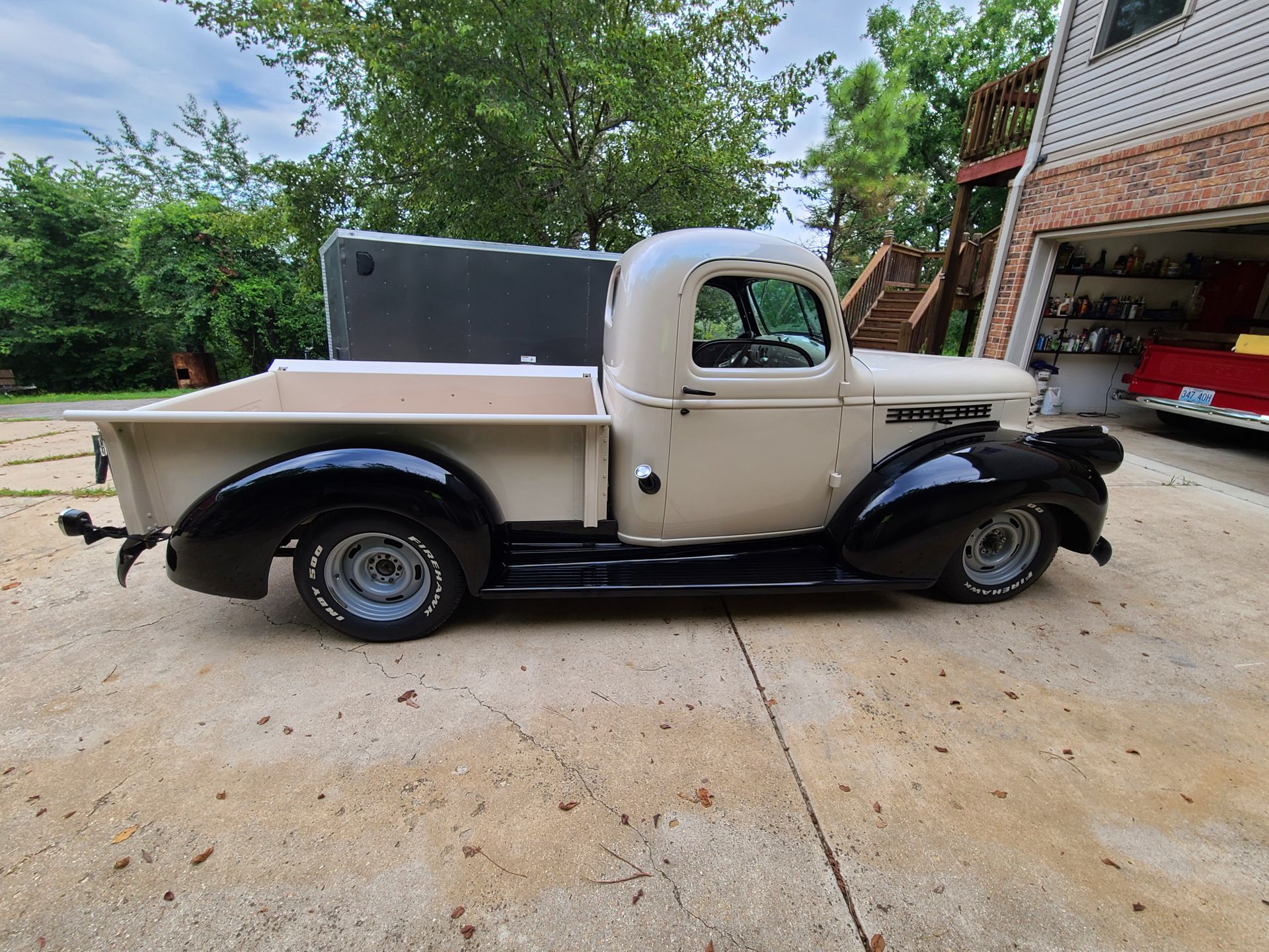 1946 chevrolet pickup street rod with 350 power