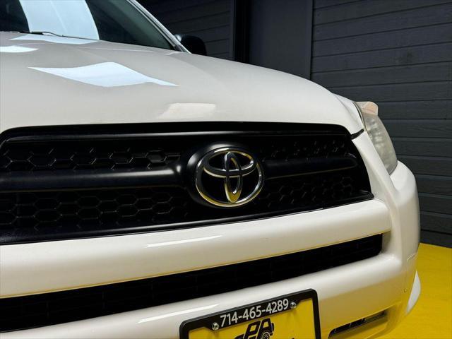 2012 toyota rav4 sport