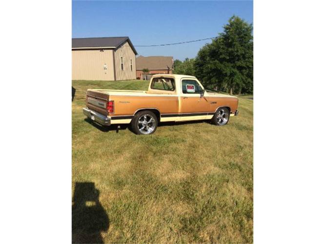 1985 dodge d150 in cadillac, michigan