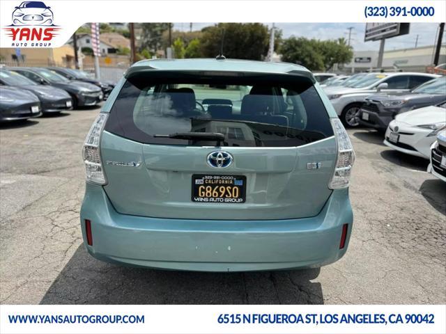 2013 toyota prius v three