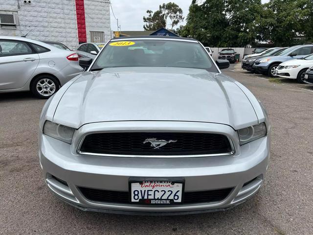 2013 ford mustang v6