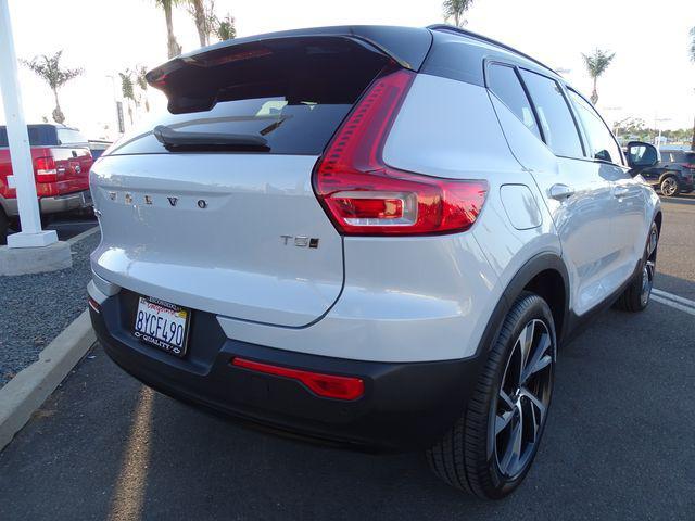 2021 volvo xc40 t5 r-design