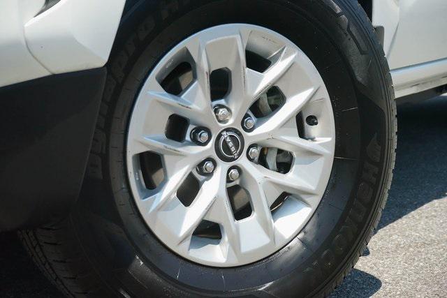 2024 nissan frontier crew cab sv 4x4