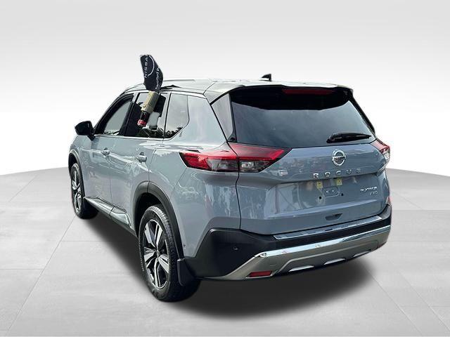 2021 nissan rogue platinum