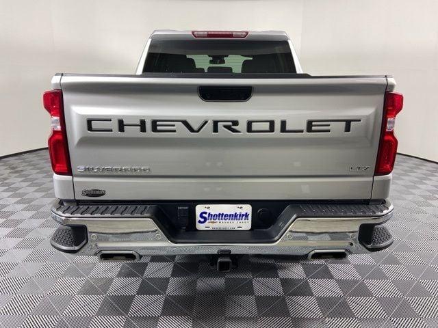 2022 chevrolet silverado 1500 ltz 4x4 crew cab 5.75 ft. box 147.4 in. wb in west des moines, iowa