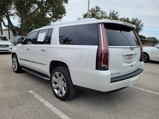 2020 cadillac escalade esv luxury