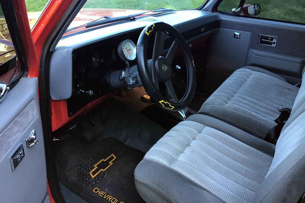 1984 custom step side - 383 stroker automatic