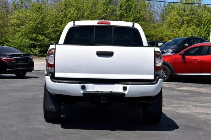 2015 toyota tacoma double cab trd pro pickup 4d 5 ft in kansas city, missouri