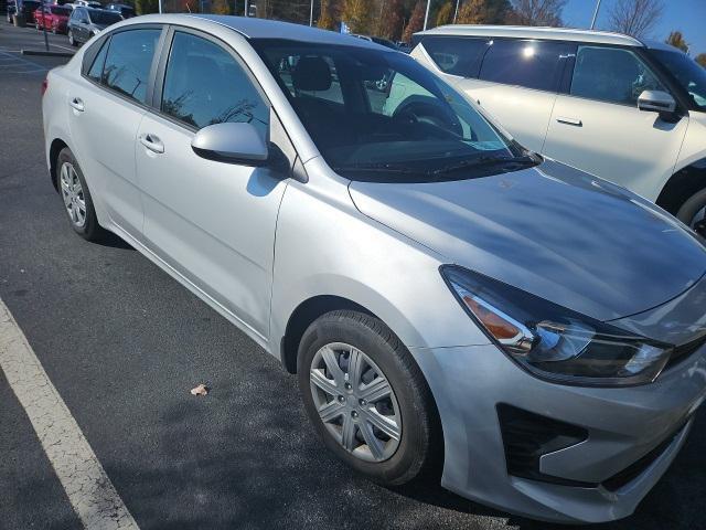 2023 kia rio lx