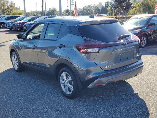 2024 nissan kicks s