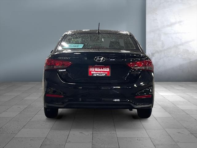 2021 hyundai accent se