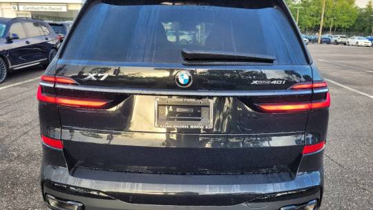 2025 BMW X7