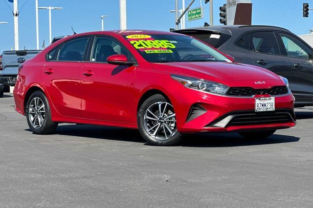 2022 kia forte lxs