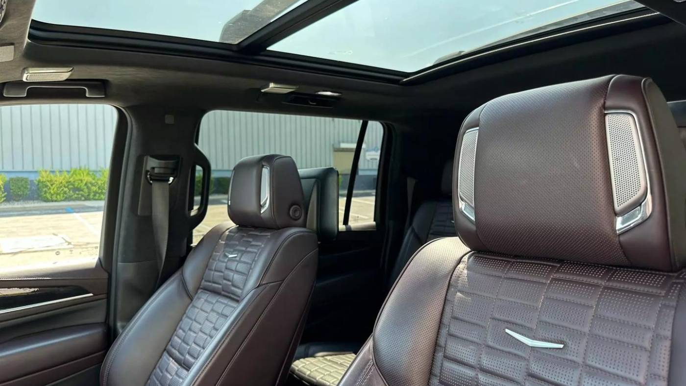 2021 cadillac escalade esv sport platinum