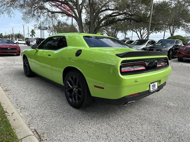 2023 dodge challenger sxt