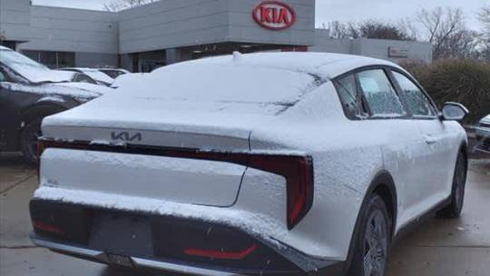2025 Kia K4