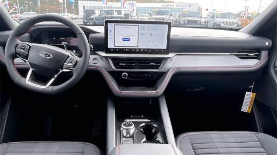 2025 Ford Explorer