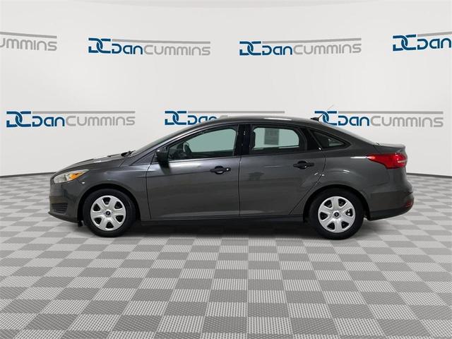 2016 ford focus s