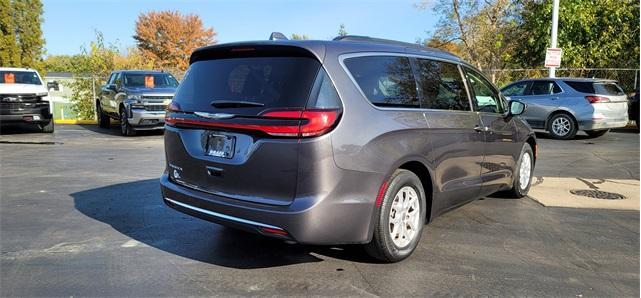 2022 chrysler pacifica touring-l