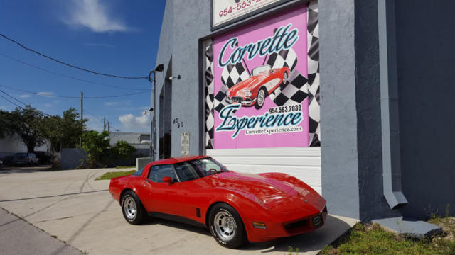 1981 corvette t-top coupe - factory a/c, power options
