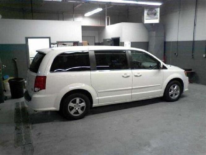 2012 dodge grand caravan passenger crew minivan 4d in pittsburgh, pa