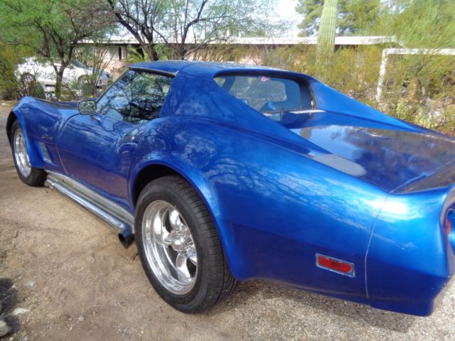 1975 corvette stingray - 4-speed muncie - t-tops