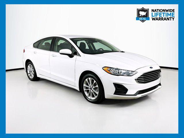 2020 ford fusion se