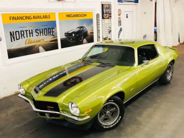 chevrolet camaro citrus green with 86,561 miles, for sale!