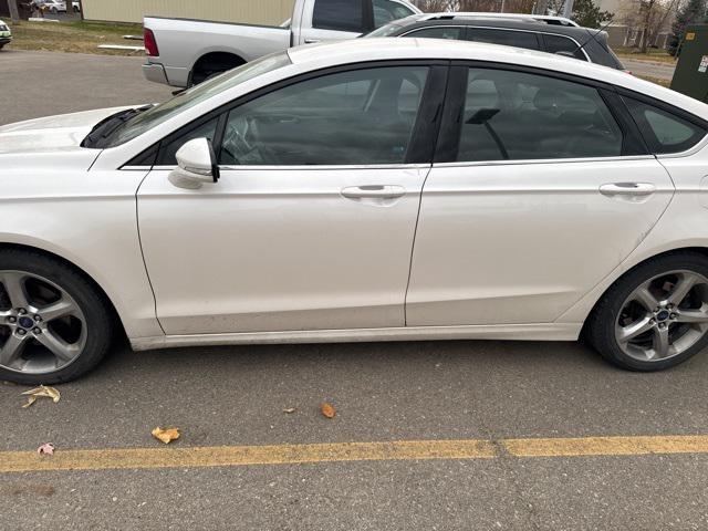 2014 ford fusion se