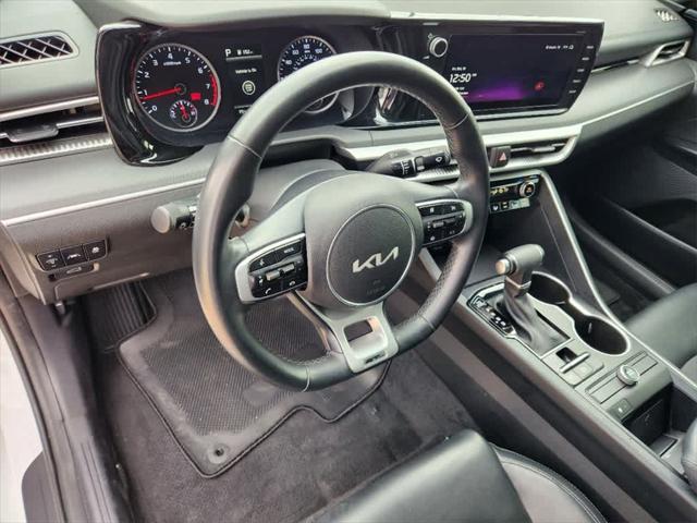 2023 kia k5 gt-line