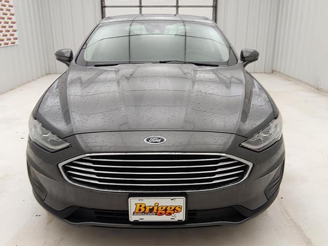 2019 ford fusion se
