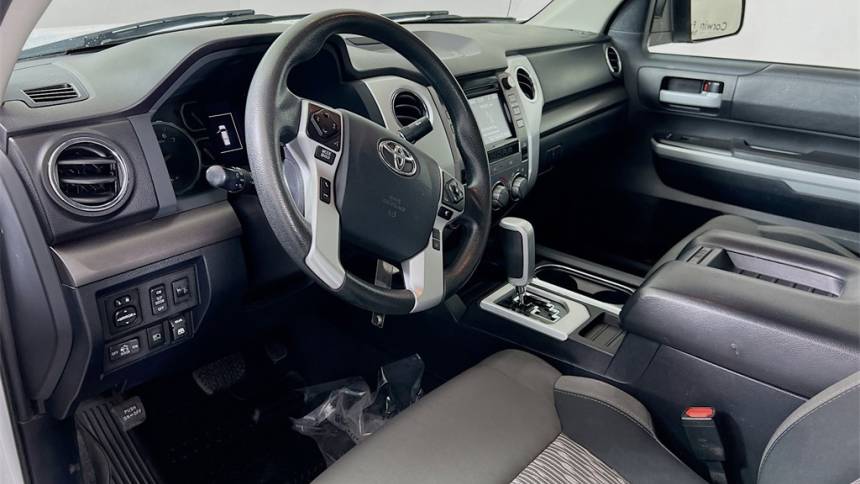 2018 toyota tundra sr5