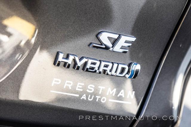 2024 toyota rav4 hybrid se