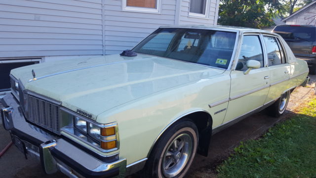 nice and shiny 1979 pontiac