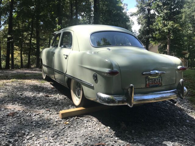 1949 ford custom sedan green rwd manual