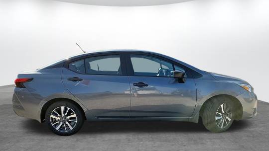 new 2024 nissan versa s cvt