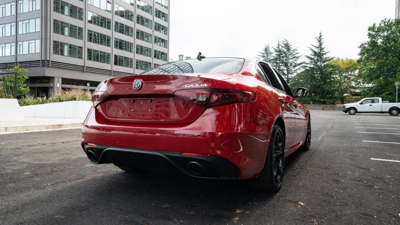 2017 alfa romeo giulia ti