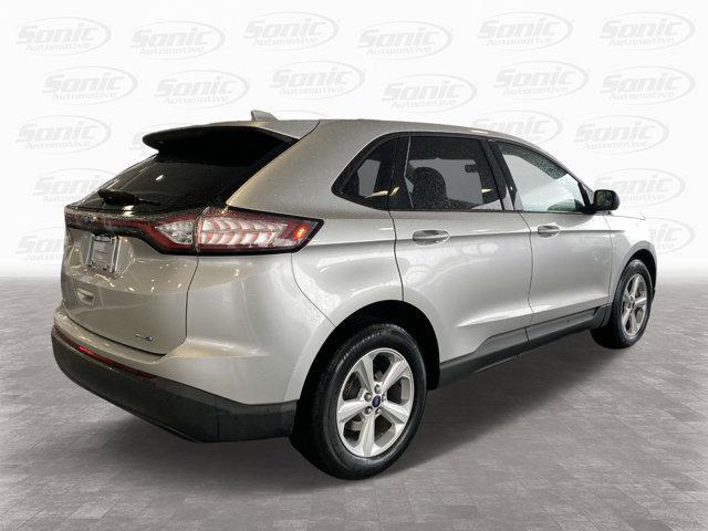 2017 ford edge se