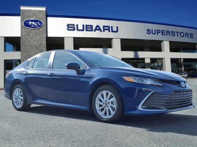 2024 toyota camry le