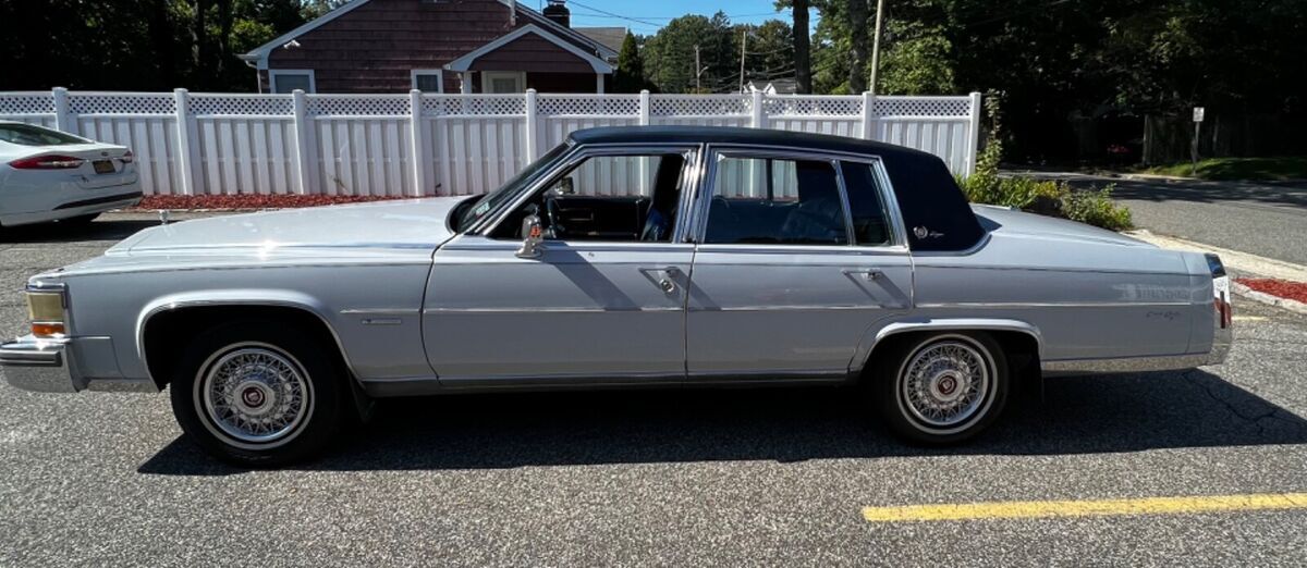 1981 cadillac fleetwood brougham d'elegance