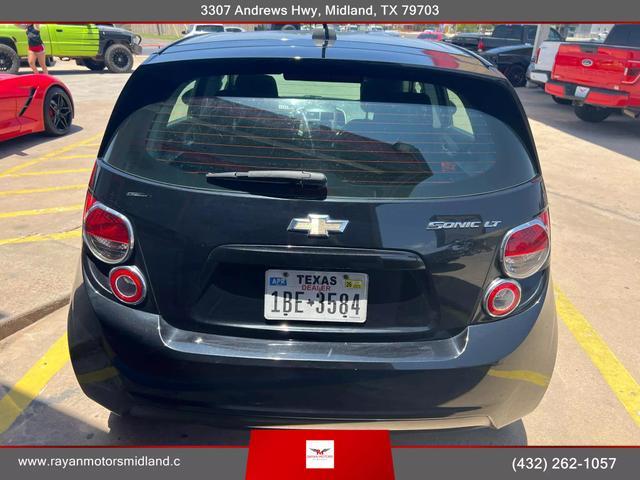 2016 chevrolet sonic lt