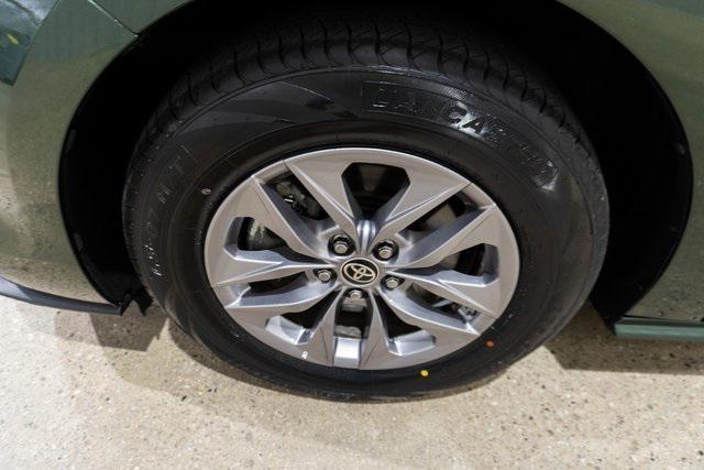 2022 toyota sienna xle 7 passenger